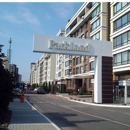 Residential Complex Parkland Apartman Kijev Kültér fotó